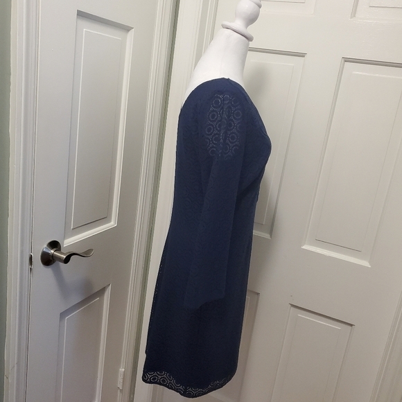 Lilly Pulitzer Navy Alden Tunic Dress Embroidered Neckline V-Neck Medium - Picture 4 of 12
